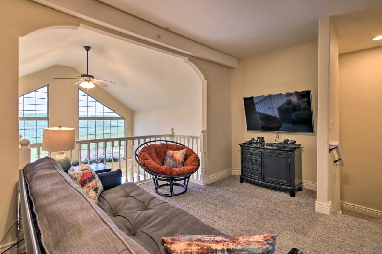 Апартаменты Luxe Branson Retreat With Mtn Views And Pool Access! Экстерьер фото